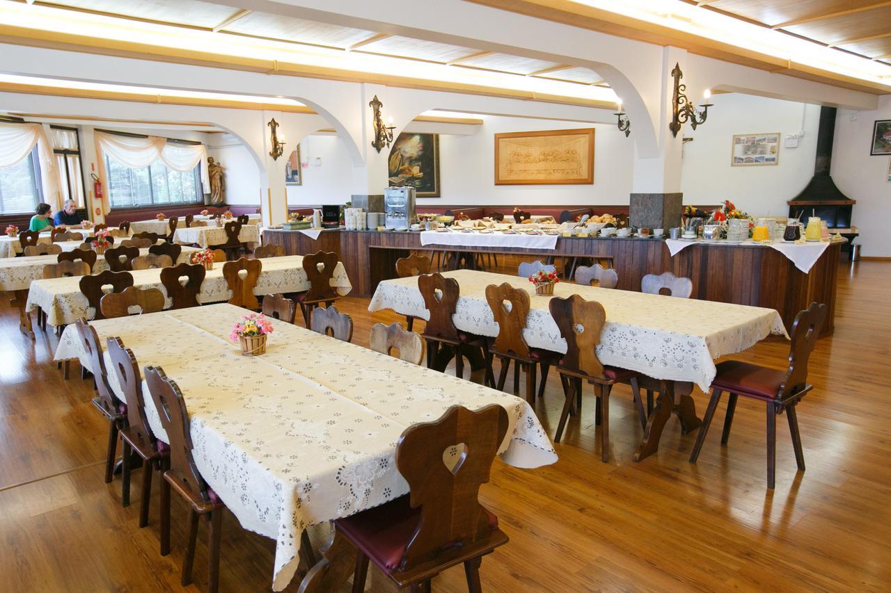 Hotel 13 Linden Treze Tílias Zewnętrze zdjęcie